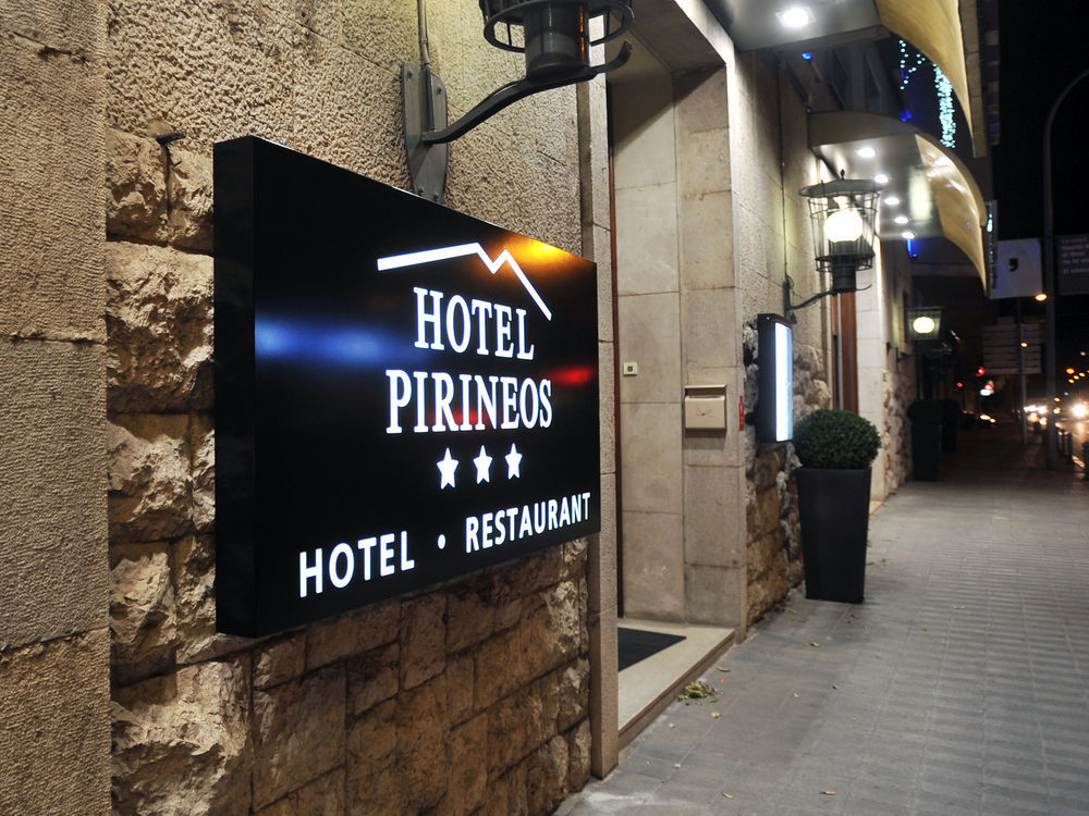 Hotel Pirineos Figueres  Luaran gambar